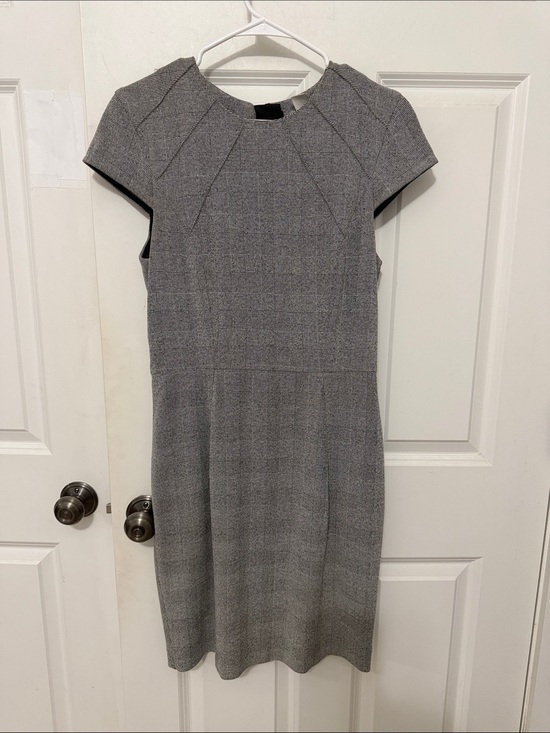 H&M Dresses & Skirts - H&M Cap Short-Sleeve Sheath Dress size 8 black and white